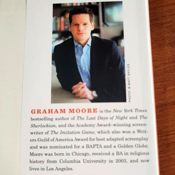 The Holdout - A Novel by Graham Moore - Picture 4 of 5